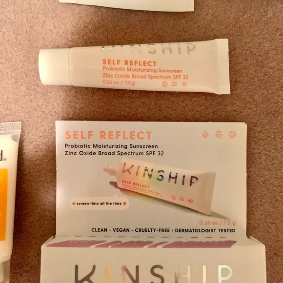 NEW Sunscreen Bundle! Murad, Kinship, Supergoop, Tan Towel,Beach Summer Vacation - Picture 4 of 10